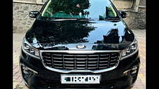 Used Kia Carnival Limousine Plus 7 STR in Pune