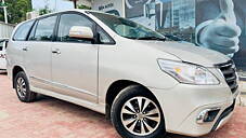 Used Toyota Innova 2.5 VX 7 STR BS-III in Ahmedabad