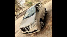 Second Hand Toyota Innova 2.5 ZX 7 STR BS-IV in Kanpur