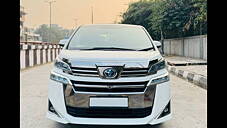 Used Toyota Vellfire Hybrid in Delhi