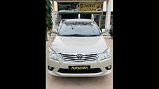 Second Hand Toyota Innova 2.5 G 7 STR BS-IV in Zirakpur