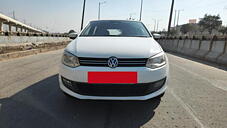 Second Hand Volkswagen Polo Highline1.2L (P) in Noida