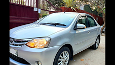 Second Hand Toyota Etios V in Delhi