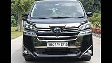 Used Toyota Vellfire Hybrid in Delhi