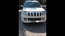 Second Hand Mahindra TUV300 T8 in Kanpur