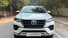 Used Toyota Fortuner 4X2 AT 2.7 Petrol in Delhi