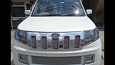 Second Hand Mahindra TUV300 T10 in Kanpur
