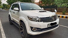 Second Hand Toyota Fortuner 3.0 4x2 AT in Delhi