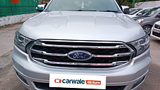 Second Hand Ford Endeavour Titanium 3.2 4x4 AT in Faridabad