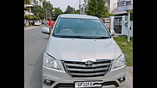 Used Toyota Innova 2.5 G 7 STR BS-IV in Lucknow