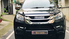 Used Isuzu MU-X 4x2 in Bangalore