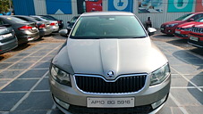 Second Hand Skoda Octavia Ambition 2.0 TDI AT in Hyderabad