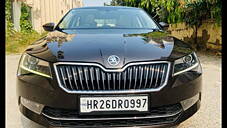 Used Skoda Superb Style TSI AT in Delhi