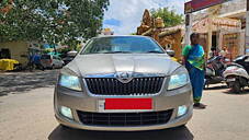 Used Skoda Rapid 1.5 TDI CR Ambition with Alloy Wheels in Bangalore