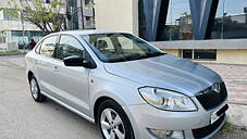 Used Skoda Rapid 1.5 TDI CR Ambition AT with Alloy Wheels in Mohali