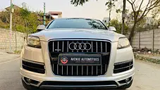 Second Hand Audi Q7 35 TDI Premium Plus + Sunroof in Bangalore