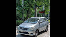 Used Toyota Innova 2.5 GX BS IV 8 STR in Kanpur