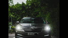 Used Skoda Superb L&K AT in Delhi