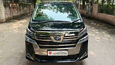 Used Toyota Vellfire Hybrid in Delhi