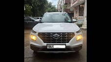 Used Hyundai Venue S 1.2 Petrol in Delhi