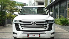 Used Toyota Land Cruiser LC 200 VX in Mumbai