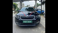 Second Hand Skoda Octavia Ambition 2.0 TDI AT in Lucknow