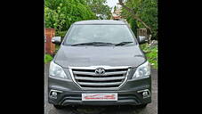 Used Toyota Innova 2.5 VX 8 STR BS-III in Mumbai