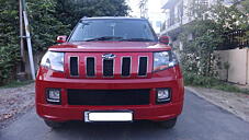 Second Hand Mahindra TUV300 T10 in Agra