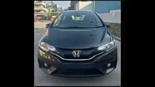 Second Hand Honda Jazz V AT Petrol in Delhi