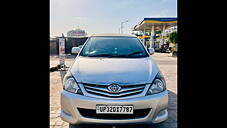 Used Toyota Innova 2.5 G 8 STR BS-IV in Lucknow