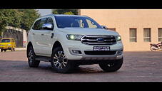 Second Hand Ford Endeavour Titanium 2.0 4x2 AT in Lucknow