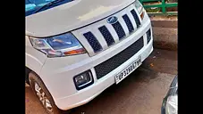 Second Hand Mahindra TUV300 T8 in Lucknow