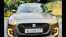 Used Maruti Suzuki Swift VXi AMT in Delhi