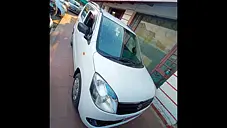 Second Hand Maruti Suzuki Wagon R 1.0 VXi in Lucknow