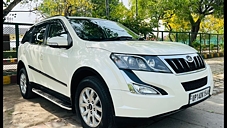 Second Hand Mahindra XUV500 W10 AWD AT in Delhi