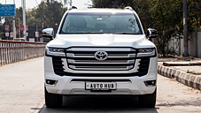 Second Hand Toyota Land Cruiser ZX Diesel in Delhi