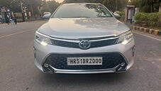 Second Hand Toyota Camry Hybrid in Delhi