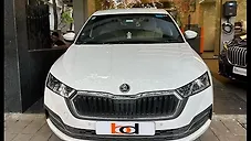 Second Hand Skoda Octavia L&K 2.0 in Mumbai