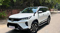 Used Toyota Fortuner Legender 2.8 4X2 AT in Delhi