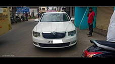 Used Skoda Superb Elegance 1.8 TSI AT in Hyderabad