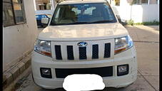 Second Hand Mahindra TUV300 T6 in Lucknow