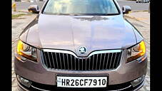 Used Skoda Superb Elegance 1.8 TSI AT in Delhi