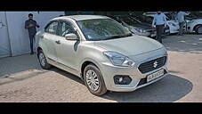 Used Maruti Suzuki Dzire VXi AMT in Delhi