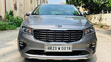 Used Kia Carnival Prestige 6 STR in Delhi