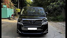 Used Toyota Vellfire Hybrid in Gurgaon