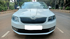 Second Hand Skoda Octavia Elegance 2.0 TDI AT in Bangalore
