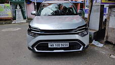 Used Kia Carens Prestige 1.4 Petrol MT 7 STR in Kolkata