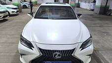 Used Lexus ES 300h Luxury in Mumbai