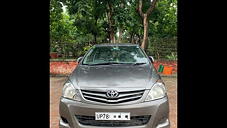 Second Hand Toyota Innova 2.5 G4 8 STR in Kanpur