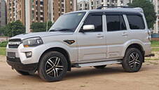 Used Mahindra Scorpio S4 Plus 1.99 [2016-2017] in Gandhinagar